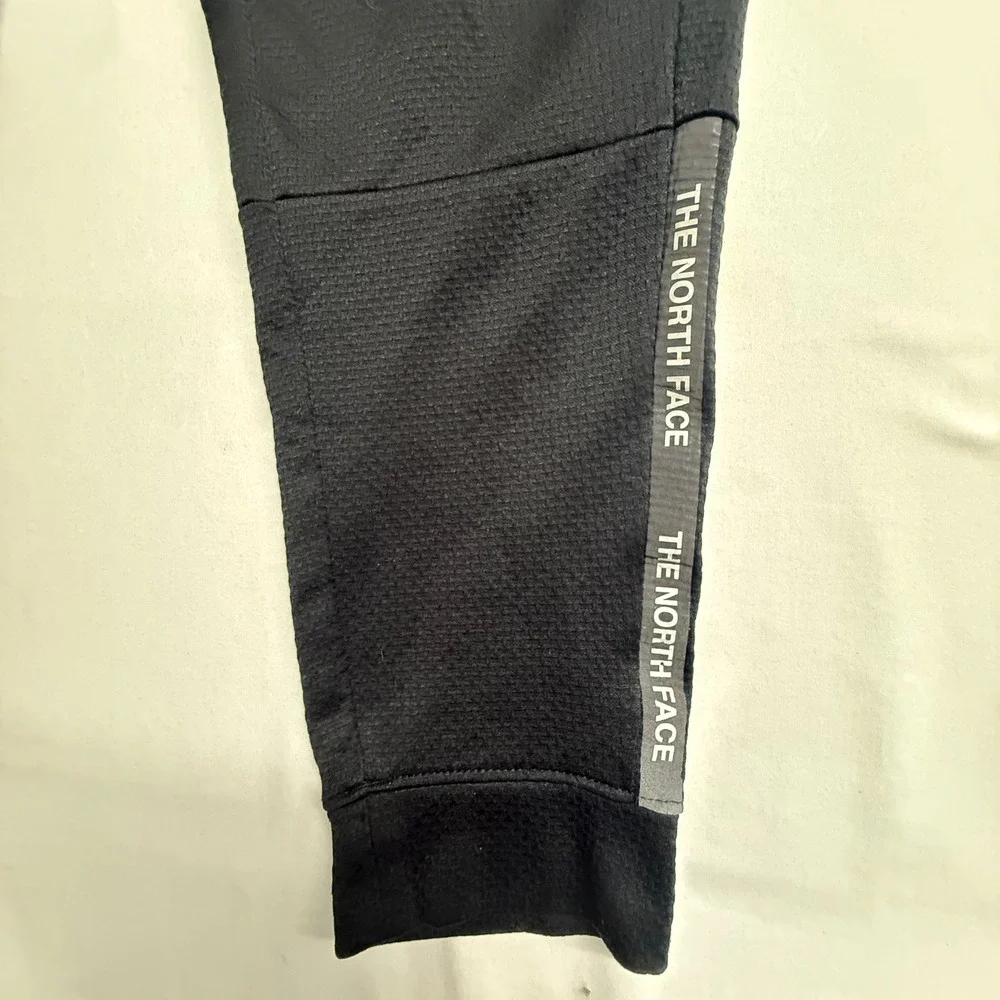 The North Face Mens M Jogger Pants Black NF0A5577 Athletic Logo Taped